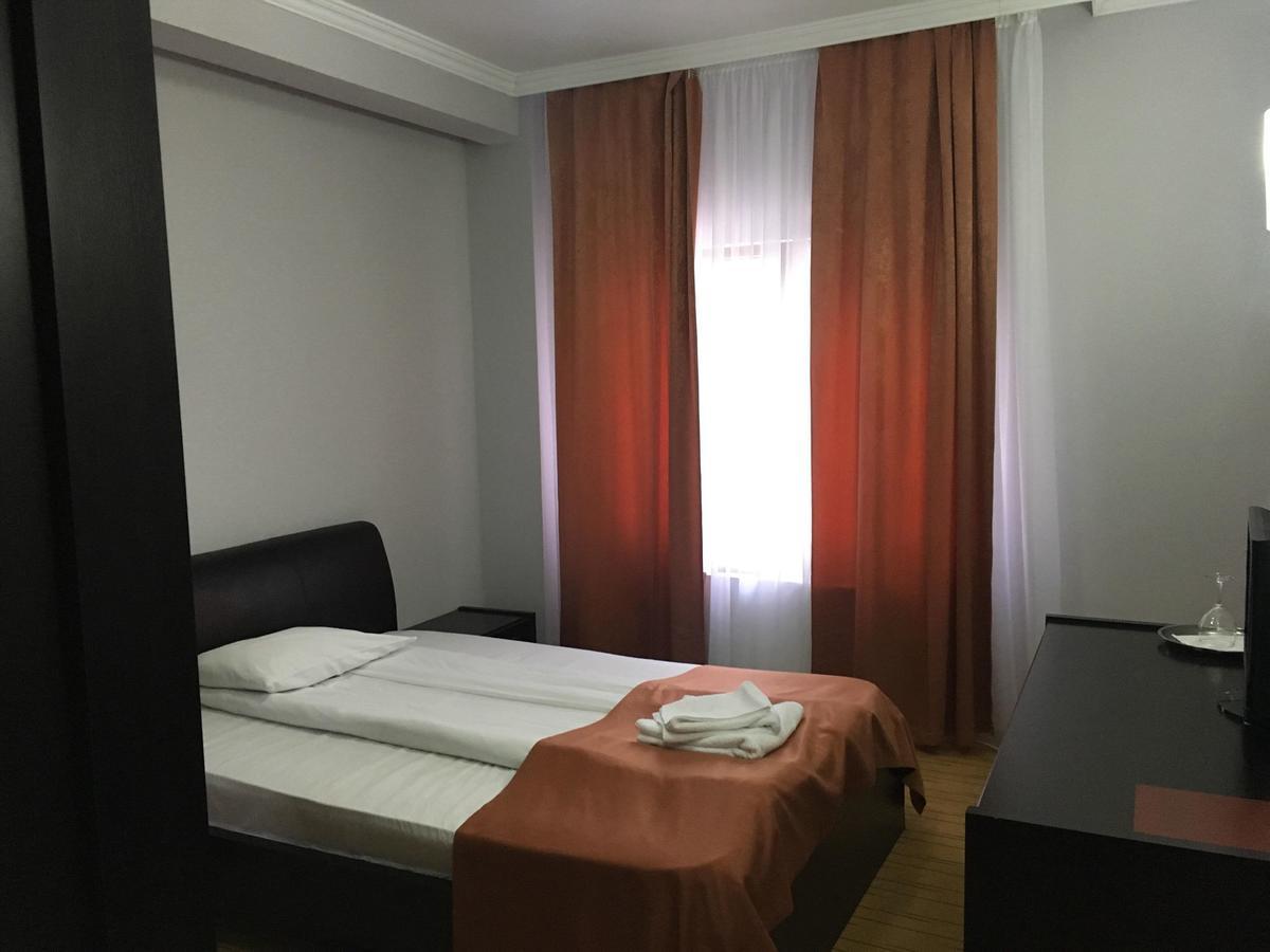 Hotel Transilvania Zalău Exteriör bild